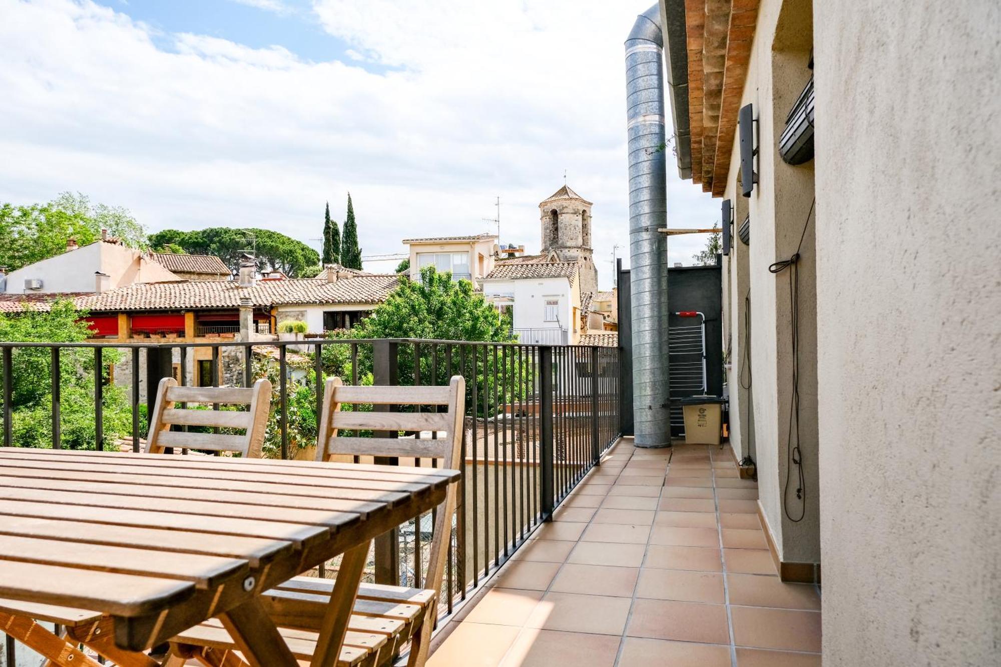 Ca Leudald 3 Apartamento En Besalu Con Terraza Екстериор снимка